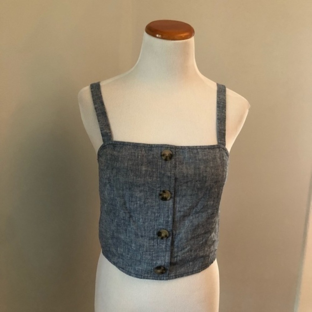 Express Button Crop Top